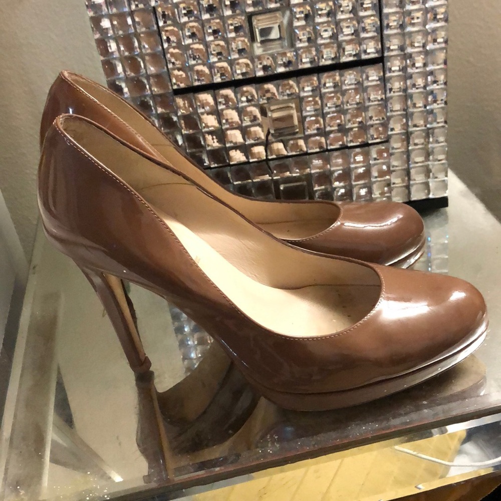 2 pairs Lk Bennett pumps 39&39.9 - Picture 11 of 15